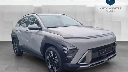 Neu Hyundai Kona Prime 129 PS (94 kW) 2025 Grau SUV