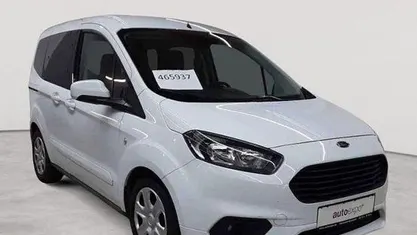 Gebraucht Ford Tourneo Courier Trend 101 PS (74 kW) 2020 Frostweiß Van / Kleinbus
