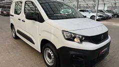Gebraucht 2021 Peugeot Partner Premium Van / Kleinbus | 14.290 € (Superpreis)