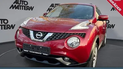 Gebraucht Nissan Juke N-Connecta 116 PS (85 kW) 2016 New red (m) (metallic) SUV