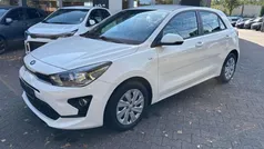 Weiß Gebraucht 2021 Kia Rio Edition 7 Limousine | 11.990 € (Fairer Preis)