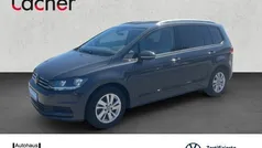 Delfingrau metallic Gebraucht 2024 VW Touran Comfortline Van / Kleinbus | 32.490 € (Fairer Preis)