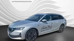 Gebraucht 2025 Skoda Octavia Tour Kombi | 36.990 € (Fairer Preis)