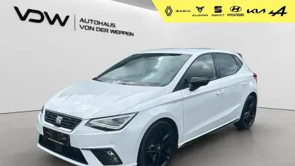 Gebraucht Seat Ibiza Black Edition 95 PS (69 kW) 2023 Weiß Kleinwagen