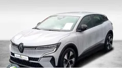 Rafalgrau (metallic) Gebraucht 2023 Renault Mégane Evolution Limousine | 24.990 € (Superpreis)