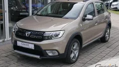 Dünenbeige metallic (metallic) Gebraucht 2020 Dacia Sandero Prestige Kleinwagen | 10.900 € (Guter Preis)