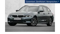 Blau Gebraucht 2021 BMW 330e Advantage Kombi | 26.886 € (Fairer Preis)