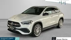 Weiss Gebraucht 2022 Mercedes GLA250 AMG SUV | 36.950 € (Guter Preis)
