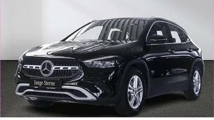 Gebraucht Mercedes GLA200 Advanced 163 PS (119 kW) 2024 Unilack nachtschwarz SUV