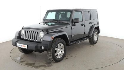 Käytetty Jeep Wrangler Unlimited Sahara 200 HP (147 kW) 2018 Harmaa Katumaasturi