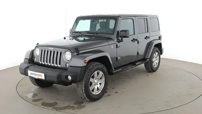 Gebraucht Jeep Wrangler Unlimited Sahara 200 PS (147 kW) 2018 Grau SUV