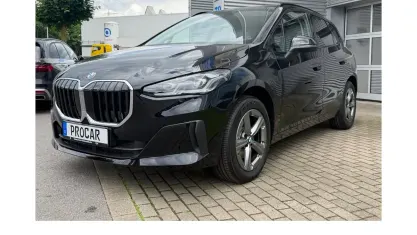 Neu BMW 218 136 PS (100 kW) 2026 Schwarz Van / Kleinbus