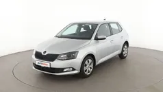 Silber Gebraucht 2018 Skoda Fabia Ambition Limousine | 12.410 € (Fairer Preis)