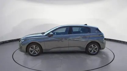 Gebraucht Peugeot 308 Active 131 PS (96 kW) 2024 Grau Limousine
