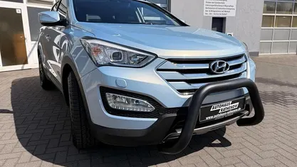 Second-hand Hyundai Santa Fe Premium 197 CP (144 kW) 2012 SUV