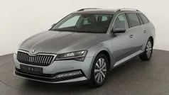 Business grau metallic Gebraucht 2021 Skoda Superb Style Kombi | 27.995 € (Fairer Preis)
