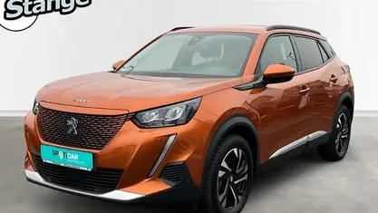 Gebraucht Peugeot e-2008 Allure 100 kW (136 PS) 2021 Orange SUV
