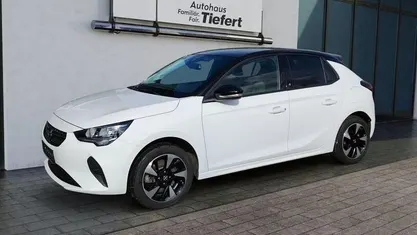 Gebraucht Opel Corsa-e Edition 100 kW (136 PS) 2022 Unbekannt Kleinwagen