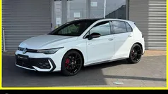 Weiß Gebraucht 2024 VW Golf VIII GTI Limousine | 37.670 € (Fairer Preis)