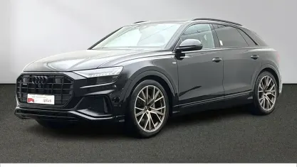 Gebraucht Audi Q8 Ambiente 286 PS (210 kW) 2023 Mythosschwarz metallic SUV