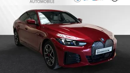 Usata BMW i4 M Sport 294 kW (401 CV) 2025 Rosso Berlina