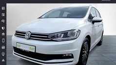 Gebraucht 2019 VW Touran Comfortline Van / Kleinbus | 24.690 € (Fairer Preis)