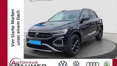 Schwarz Gebraucht 2024 VW T-Roc Life SUV | 27.150 € (Fairer Preis)