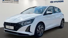 Weiß Gebraucht 2024 Hyundai i20 Trend Limousine | 18.960 € (Fairer Preis)