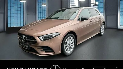 Gebraucht 2022 Mercedes A250 AMG Limousine | 28.940 € (Fairer Preis)