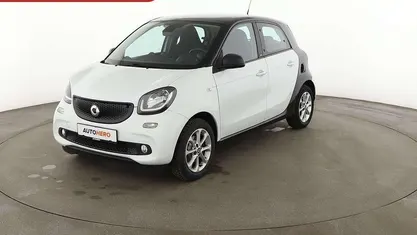 Gebraucht Smart ForFour Basis 90 PS (66 kW) 2018 Weiß Kleinwagen