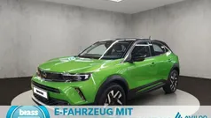 Matcha grün (metallic) Gebraucht 2022 Opel Mokka-e Elegance SUV | 17.850 € (Fairer Preis)