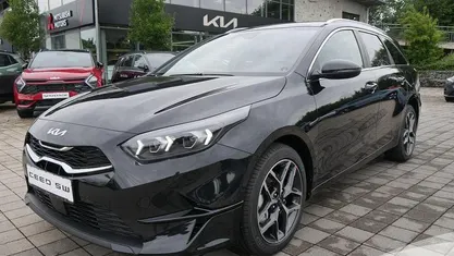 Neu Kia Ceed Sportswagon 140 PS (102 kW) 2025 Schwarz Kombi