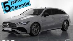 Manufaktur lack manufaktur alpin Gebraucht 2025 Mercedes CLA200 Shooting Brake AMG Kombi | 47.889 €