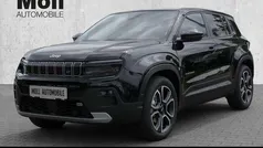 Solid black clear coat (metallic) Gebraucht 2025 Jeep Avenger EV SUV | 27.900 € (Fairer Preis)
