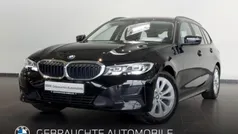 Schwarz Gebraucht 2022 BMW 318 Sport Line Kombi | 21.950 € (Fairer Preis)