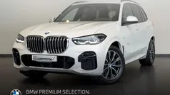 Weiss Gebraucht 2022 BMW X5 M Sport SUV | 59.288 € (Superpreis)