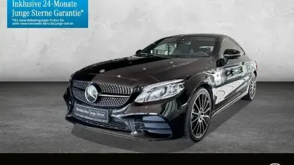 Gebraucht Mercedes C180 AMG 155 PS (114 kW) 2021 Schwarz Coupé