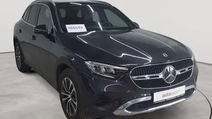 Gebraucht Mercedes GLC220 Advanced 197 PS (144 kW) 2023 Graphitgrau metallic SUV