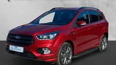 Rubyrot (metallic) Gebraucht 2019 Ford Kuga ST-Line SUV | 19.900 € (Fairer Preis)