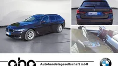Grau Gebraucht 2022 BMW 520 Sport Line Kombi | 28.660 € (Fairer Preis)