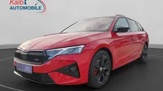 Gebraucht 2024 Skoda Octavia RS Kombi | 39.888 € (Fairer Preis)
