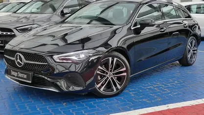 Metalliclack kosmosschwarz Gebraucht 2024 Mercedes CLA180 Shooting Brake Progressive Kombi | 31.280 € (Fairer Preis)