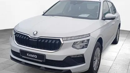 Neu Skoda Kamiq Essence 116 PS (85 kW) 2025 Moonweiss metallic SUV