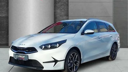 Gebraucht 2025 Kia Ceed Sportswagon Style Kombi | 27.394 € (Fairer Preis)