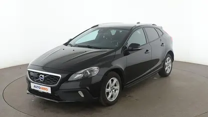 Schwarz Gebraucht 2015 Volvo V40 CC You! Kombi | 16.170 € (Fairer Preis)