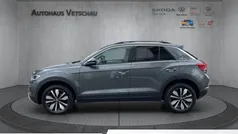 Grau Gebraucht 2024 VW T-Roc Goal SUV | 31.550 € (Fairer Preis)