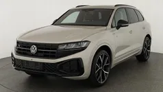Sechura beige metallic Neu 2025 VW Touareg R-line SUV | 83.445 € (Fairer Preis)