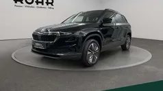 Blackmagic perleffekt Gebraucht 2025 Skoda Karoq Drive SUV | 32.880 € (Guter Preis)