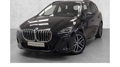 Schwarz Neu 2025 BMW 218 Luxury Line Kombi | 32.990 € (Fairer Preis)
