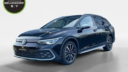 Schwarz Gebraucht 2024 VW Golf VIII Kombi | 37.470 € (Fairer Preis)